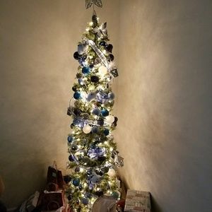 Meet your Posher, Henrietta